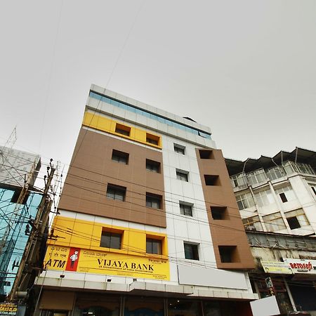 Oyo 15909 The Traders Hotel Mangalore Exterior photo